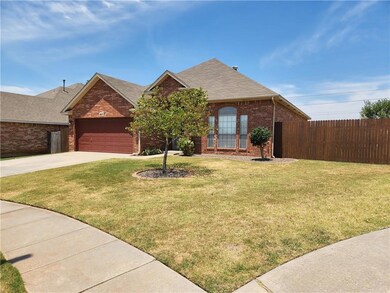 1817 NE 11th Cir, Moore, OK 73160 - photo 4