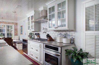 101 E 56th St, Savannah, GA 31405 - photo 2