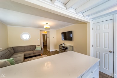 388 W Pearl St, Greenwood, IN 46142 - photo 3