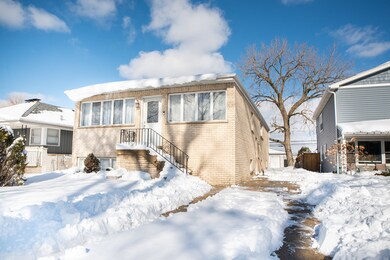 241 W Kimbell Ave, Elmhurst, IL 60126 - photo 2