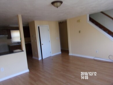 5 Florence St, Worcester, MA 01610 - photo 4