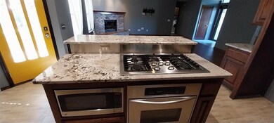 805 N Morgan Dr, Moore, OK 73160 - photo 5