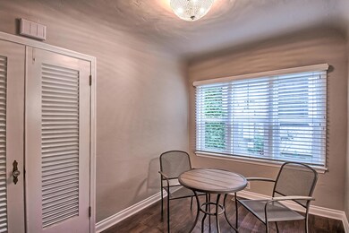 1364 Chestnut St, Redding, CA 96001 - photo 5