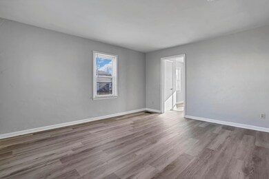 2815-2817 Vanderberg Ave, Columbus, OH 43204 - photo 4