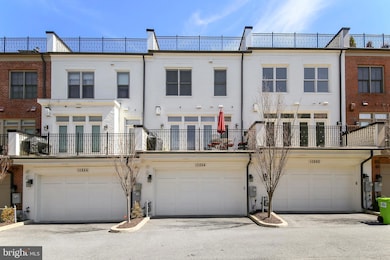 10884 Symphony Park Dr, North Bethesda, MD 20852 - photo 4