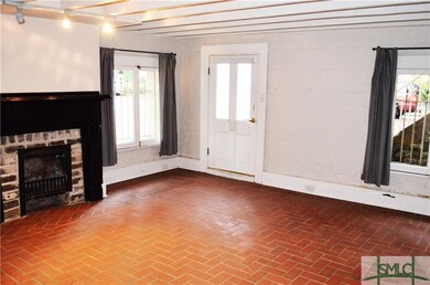 121 W Jones St unit Garden Front, Savannah, GA 31401 - photo 6