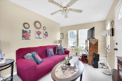 1202 S 8th St, Wilmington, NC 28401 - photo 4