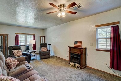 21569 NW Cache Rd, Indiahoma, OK 73552 - photo 4