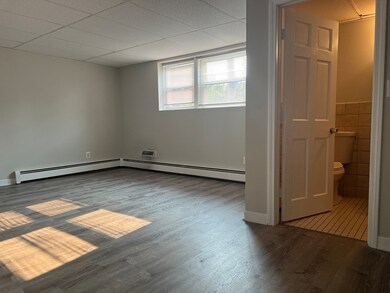 185 Walnut Ave unit B, Revere, MA 02151 - photo 4