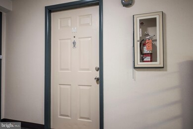 19629 Gunners Branch Rd, Germantown, MD 20876 - photo 3