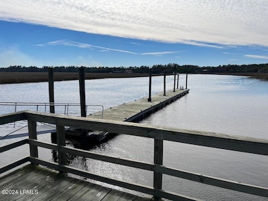 Community Dock