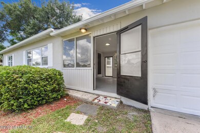 957 Garth Ave, Jacksonville, FL 32205 - photo 4