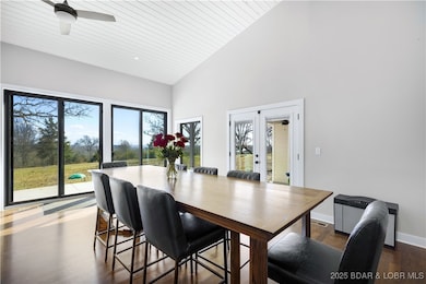 Spacious dining room