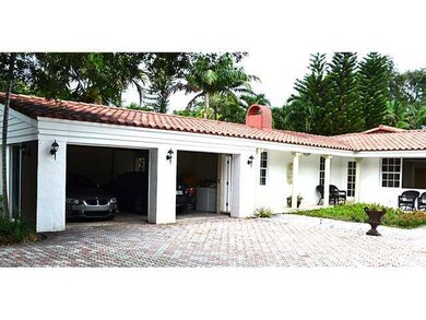 Parking Lot/Garage