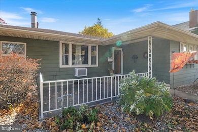 1305 Lehigh St, Allentown, PA 18103 - photo 3