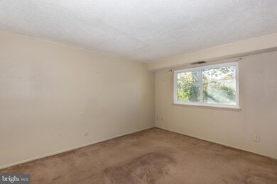 11907 Tarragon Rd unit H, Reisterstown, MD 21136 - photo 5