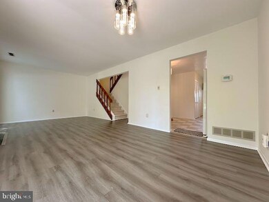 22 Tulip Ct, Mount Laurel, NJ 08054 - photo 6