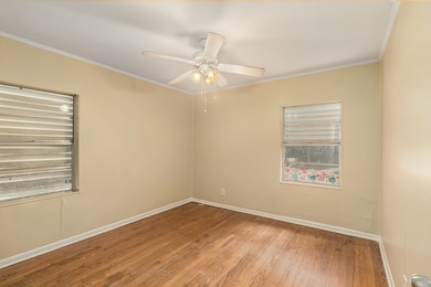 1759 S Park Dr, Alvin, TX 77511 - photo 7