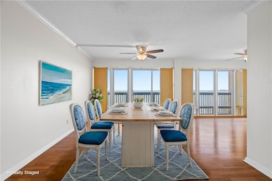 Virtual staged Dining area