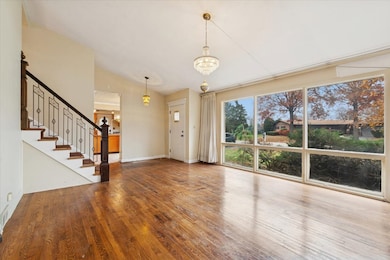 5440 S Edgewood Ave, La Grange Highlands, IL 60525 - photo 3