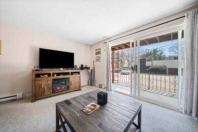 53 Fountain Ln unit 6, South Weymouth, MA 02190 - photo 3