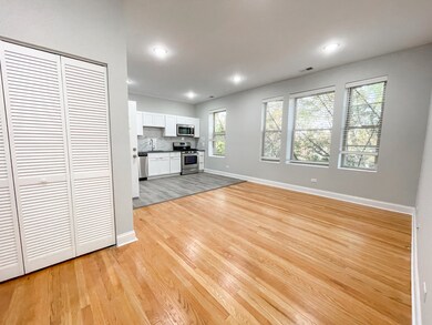 5426 N Ashland Ave unit 3R, Chicago, IL 60640 - photo 3