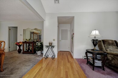 371 Jamaica Blvd, Toms River, NJ 08757 - photo 4