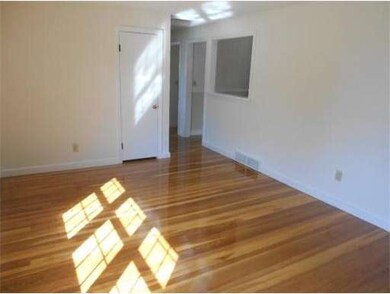 3 Laurel Ave, Plainville, MA 02762 - photo 7