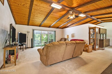 1620 Bell Rd, Crossville, TN 38571 - photo 6