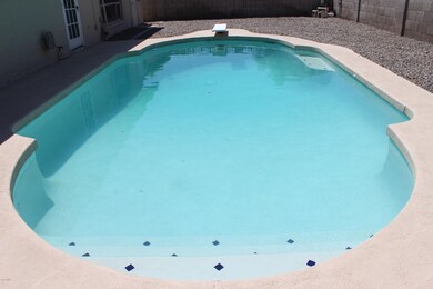 DAVING POOL