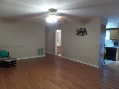 8516 Spring Creek Rd, Cookeville, TN 38506 - photo 4