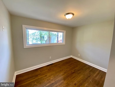 7913 Hilltop Ave, Nottingham, MD 21236 - photo 7