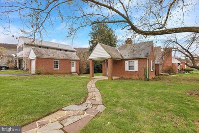 1823 N 15th St, Reading, PA 19604 - photo 4