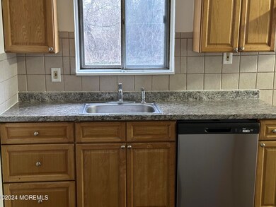 824 Main St unit 826, Belford, NJ 07718 - photo 2