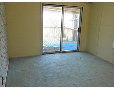 2121 Allison St, McKeesport, PA 15132 - photo 7