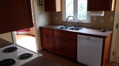 307 N Main St, Amherst, VA 24521 - photo 6