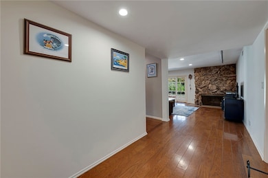 5406 Hazeltine Ave, Sherman Oaks, CA 91401 - photo 3