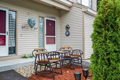 77 Indian Rock Rd, MerriMacK, NH 03054 - photo 2