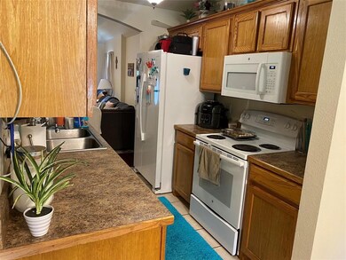 200 Candlewood Cir, Gainesville, TX 76240 - photo 6