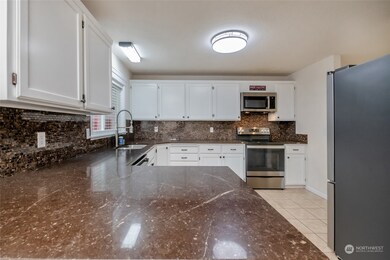 16457 258th St E, Orting, WA 98360 - photo 7