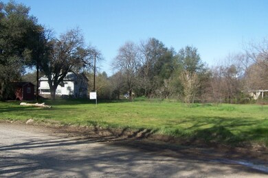 2050 Acorn Ln, Redding, CA 96001 - photo 2