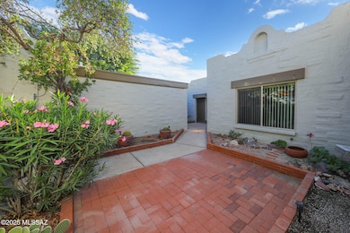 7426 E Serenity Lane