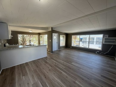 1375 Pasadena Ave S unit 533, South Pasadena, FL 33707 - photo 2