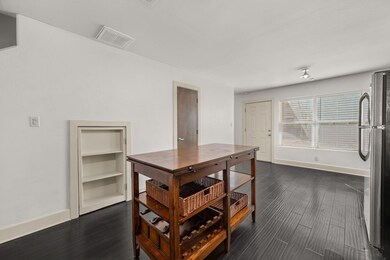 1101 Grove Blvd unit 206, Austin, TX 78741 - photo 6