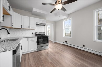 33 Gilbert St, Woonsocket, RI 02895 - photo 6