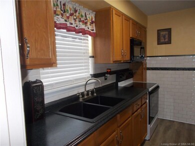 1714 Lilly Ln, New Albany, IN 47150 - photo 7