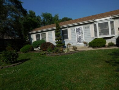 18005 Lawndale Ave, Homewood, IL 60430 - photo 2