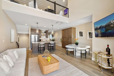 10-web-or-mls-18 on Lakeside 3 bed-11