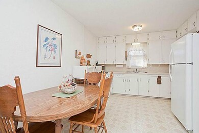 4201 SW 5th St, Des Moines, IA 50315 - photo 5