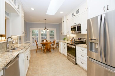 125 Pitch Pine Ln-12